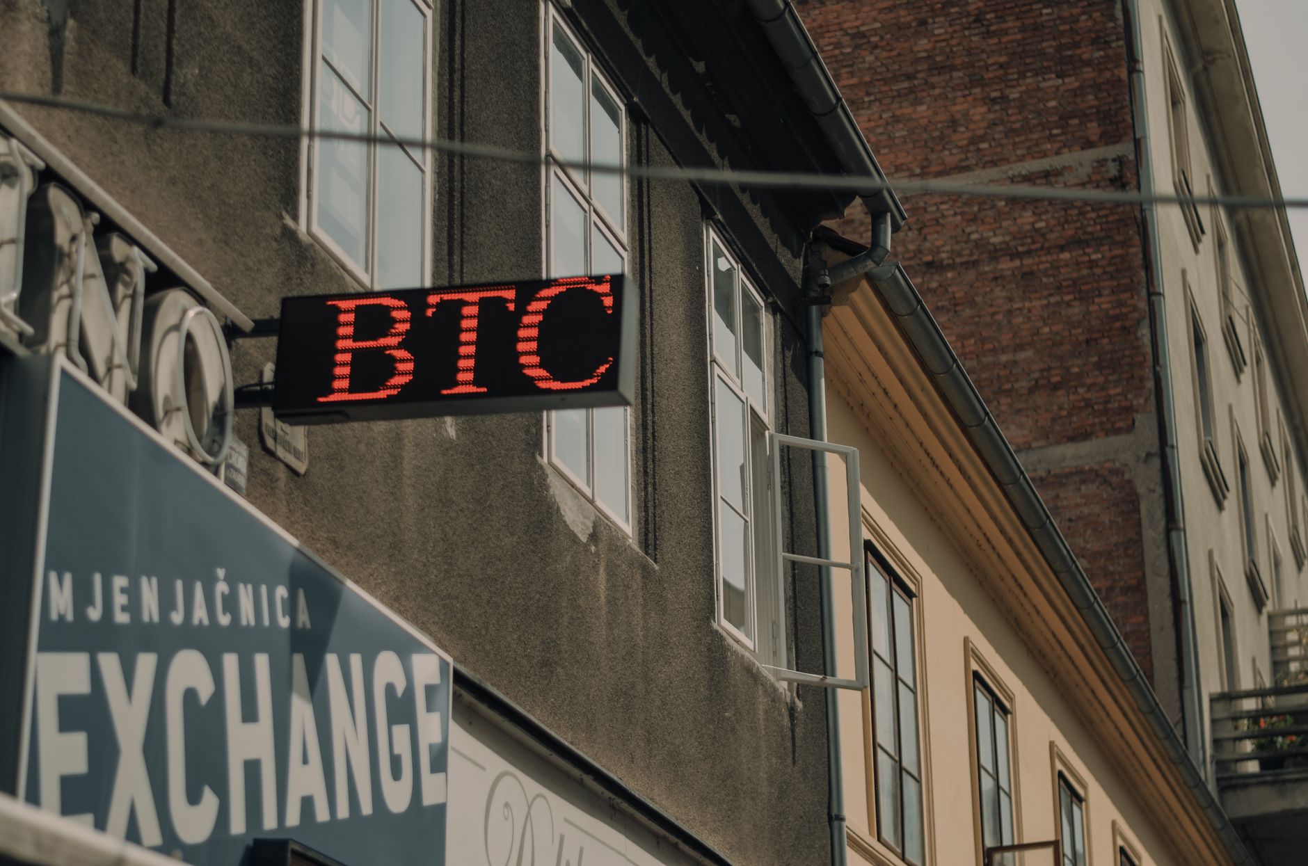 Is BTC rising or Falling?