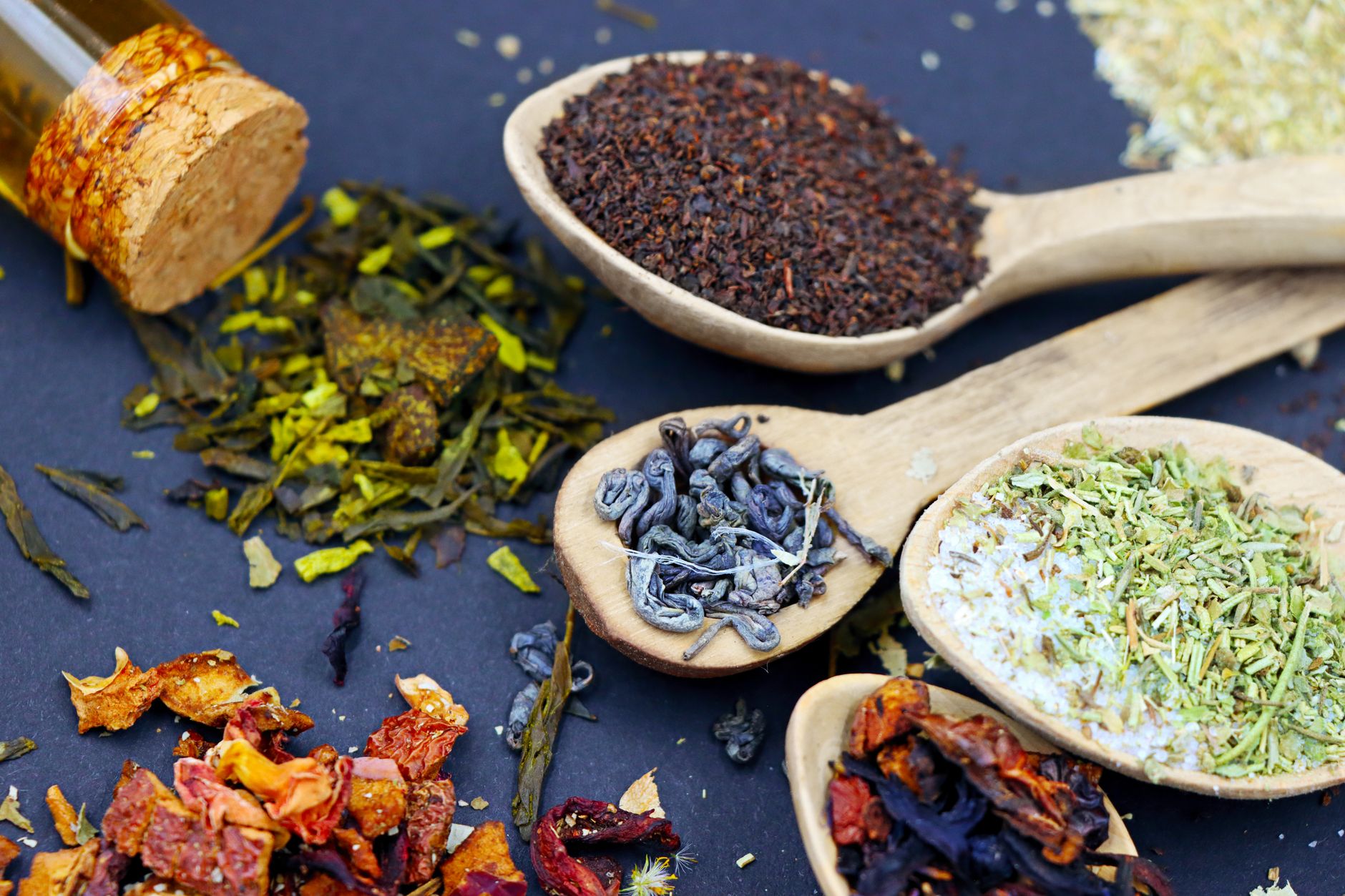 5 Teas That Can Improve Your Health