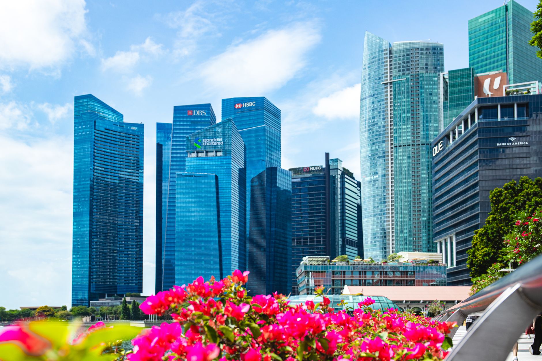 Standard Chartered to expand institutional crypto and RWA custody to Singapore