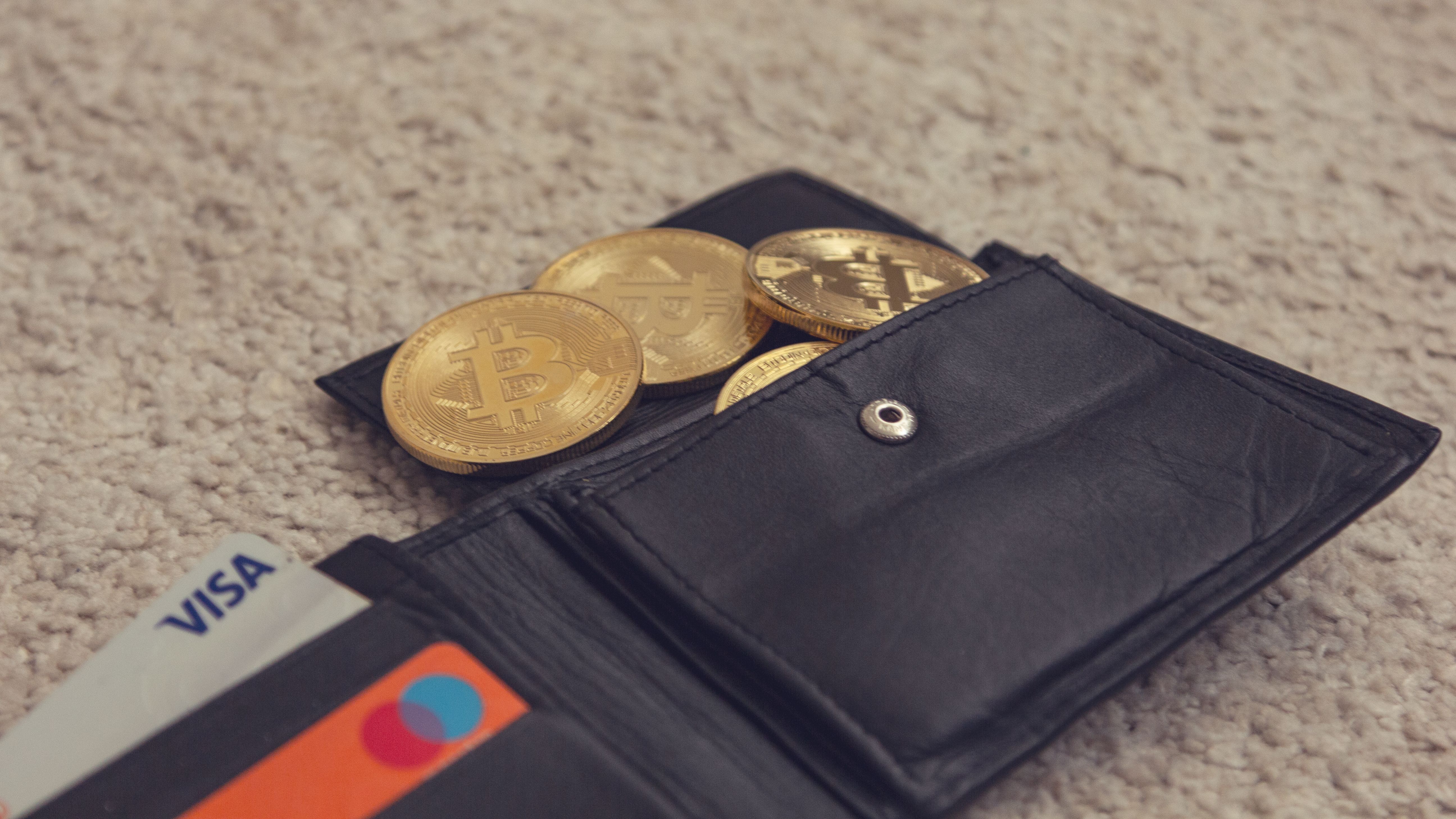 Private crypto wallet security and privacy