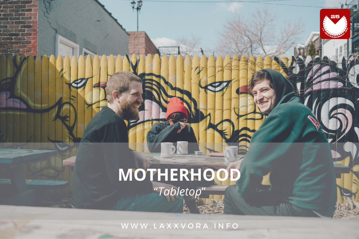 Motherhood, è l'artista con la SOTD di oggi! ☕️