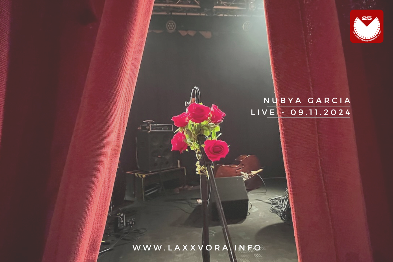 La piccola dominatrice del sax tenore.