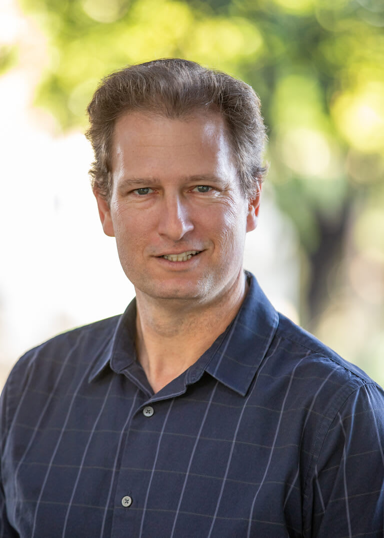 murray lampert team member - James Cooney