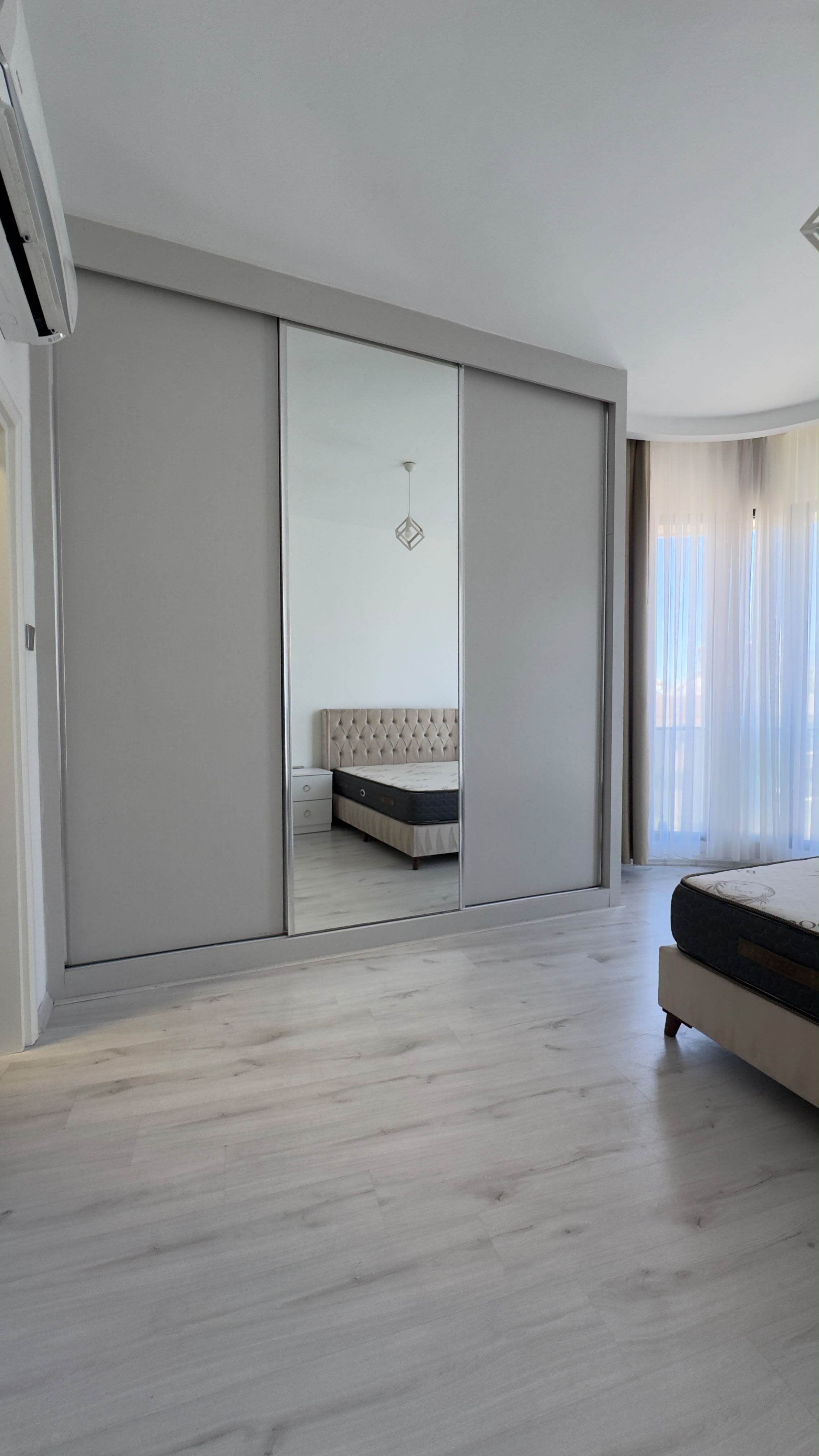 2+1 · Girne 14