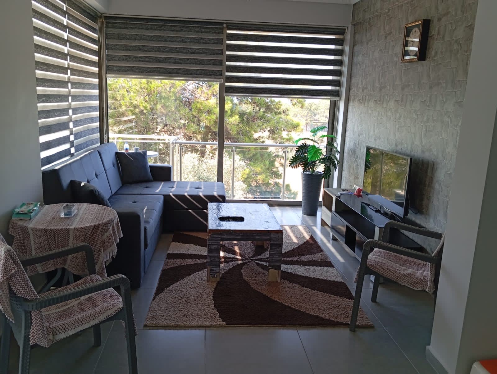2+1 · Girne 1