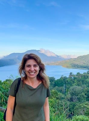 Travel agent Elvira in Argentina