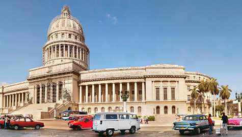 Cuba Tour - Havana El Capitolio and Vintage Cars