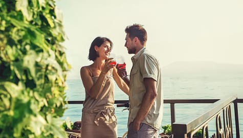 Couple at a lake in Italy