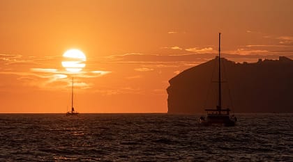 Romantic Santorini Vacation - Sunset cruise