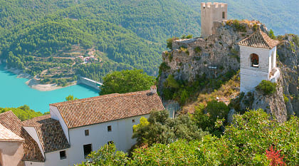 Guadalest Castle in Valencia, Spain Guadalest Castle in Valencia, Spain