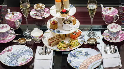Afternoon tea in London, England Afternoon tea in London, England