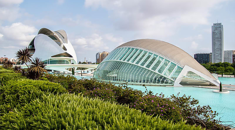 City of Art and Science in Valencia, museum, theater and the largest oceanarium in Europe City of Art and Science in Valencia, museum, theater and the largest oceanarium in Europe