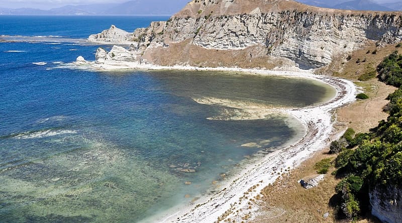 Surround yourself with the natural beauty of Kaikoure Island Surround yourself with the natural beauty of Kaikoure Island