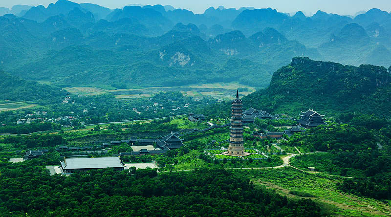 Ninh Binh Pagoda, Vietnam Ninh Binh Pagoda, Vietnam