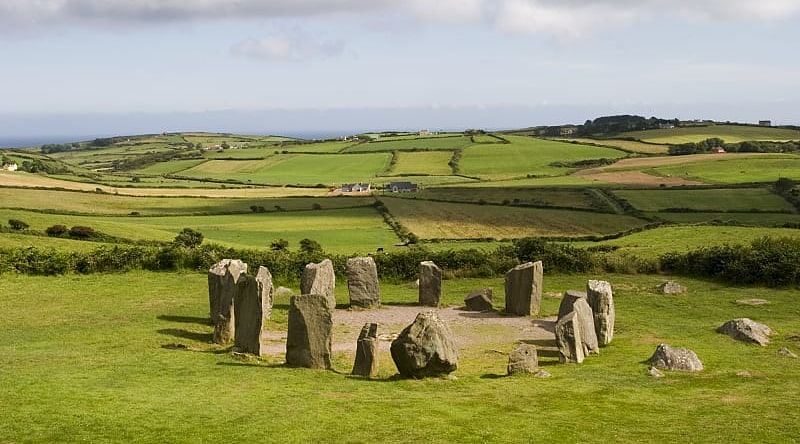 Witness unique Catholic heritage at the stone monuments known as the Four Altars Witness a unique Catholic heritage at the stone monuments known as the Four Altars of Drombeg, County Cork, Ireland.