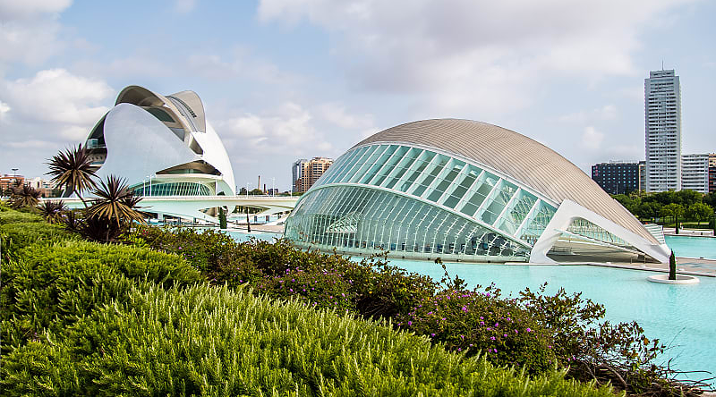 City of Art and Science in Valencia, museum, theater and the largest oceanarium in Europe City of Art and Science in Valencia, museum, theater and the largest oceanarium in Europe