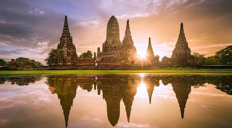 Wat Chaiwatthanaram in Ayutthaya, Thailand Wat Chaiwatthanaram in Ayutthaya, Thailand