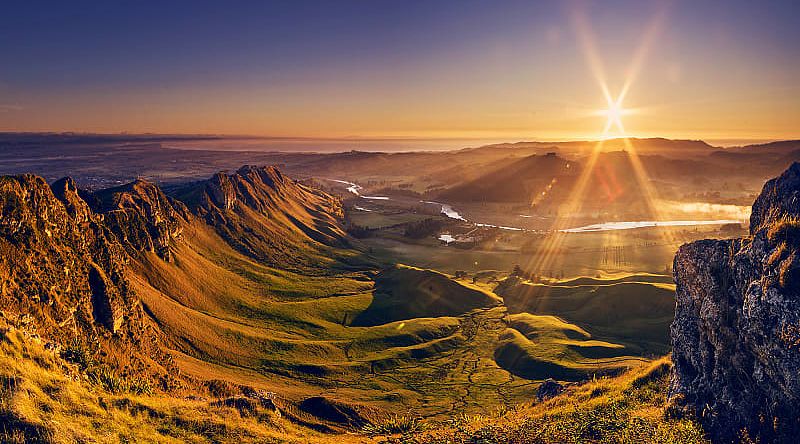 Spectacular scenery with sunset view from Te Mata Peak in Hawke's Bay, New Zealand.