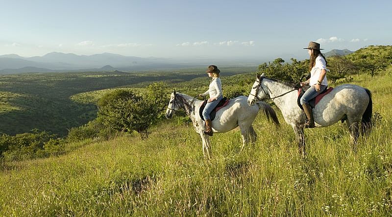 Exclusive Serengeti Horse Riding Safari Expedition