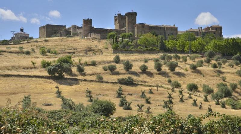 Castle in Oropesa, in the Province of Toledo, Spain Castle in Oropesa, in the Province of Toledo, Spain