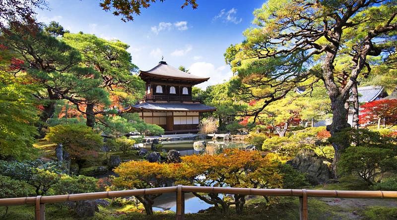 Spring garden charm in Kyoto, Japan Spring garden charm in Kyoto, Japan