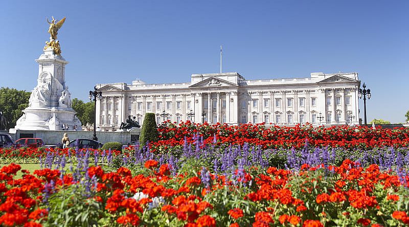 Buckingham Palace and the Queen's Garden in London, England.