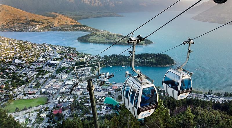 One of the incredible moments of this adventure is a ride on the horizon over Queenstown One of the incredible moments of this adventure is a ride on the horizon over Queenstown