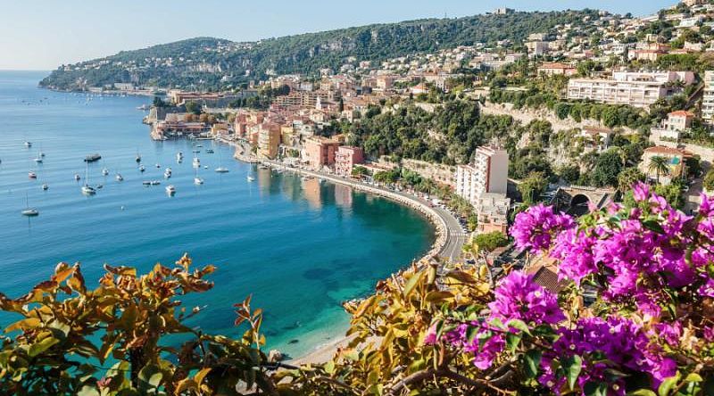 Enjoy a splendid view of the endless azure waters of the Mediterranean