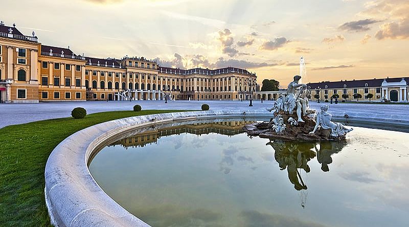 Fountain at Shoenbrunn Palace in Vienna, Austria