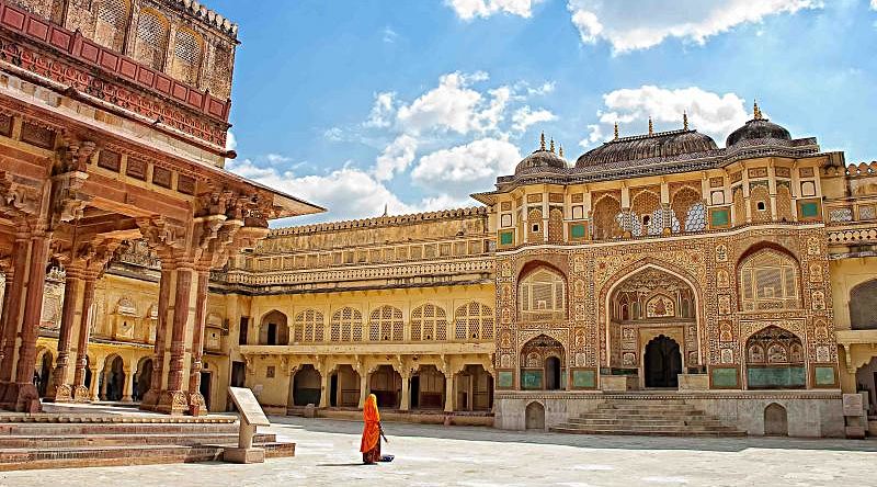 Amber fort in Jaipur Rajasthan, India Amber fort in Jaipur Rajasthan, India
