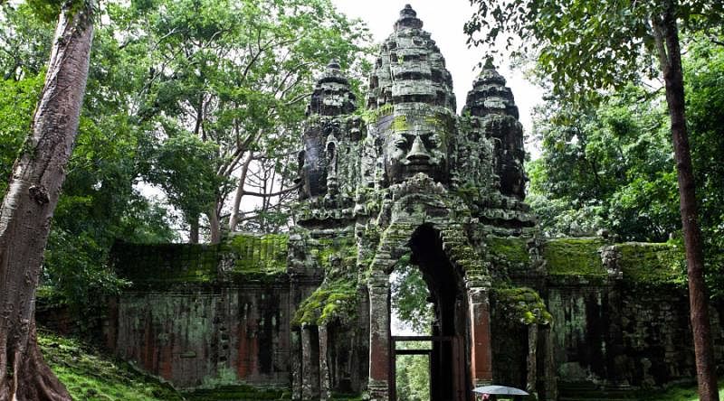 Siam Reap Cambodian Temple entrance Siam Reap Cambodian Temple entrance
