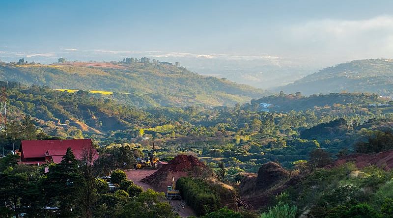 The slopes of the Central Valley are known as the heart and soul of Costa Rica, filled with rich plantations and winding mountain roads.