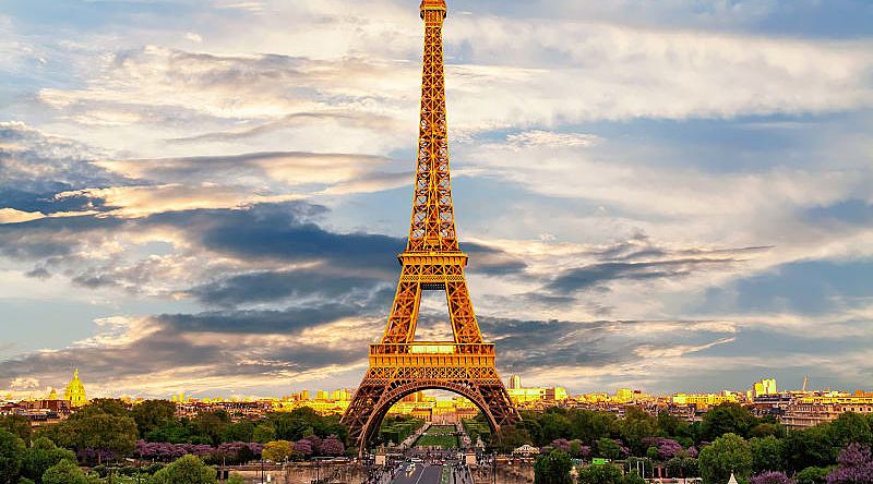 Sunrise at the Eiffel Tower in Paris, France. Sunrise at the Eiffel Tower in Paris, France.