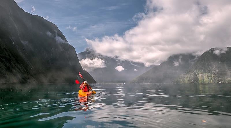 Milford Sound, New Zealand Milford Sound, New Zealand