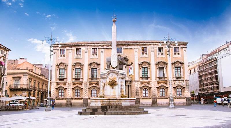 Elephant fountain in Catania, Sicily, Italy Elephant fountain in Catania, Sicily, Italy