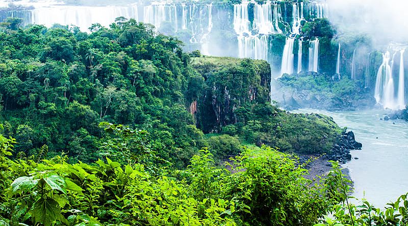 Iguazú Falls, Argentina Iguazú Falls in Argentina