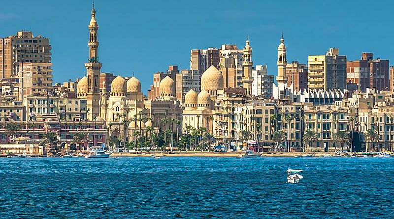 View of the city and mosque of Abu al-Abbas al-Mursi, Alexandria, Egypt