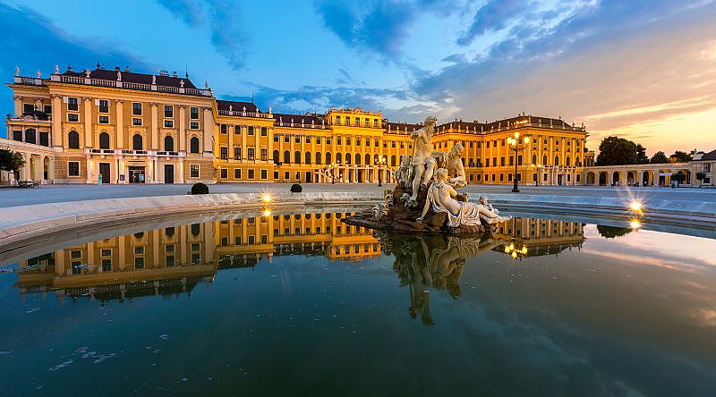 vienna tours for seniors