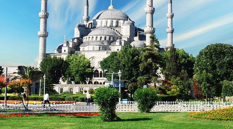 Blue mosque in Istanbul, Turkey Blue mosque in Istanbul, Turkey