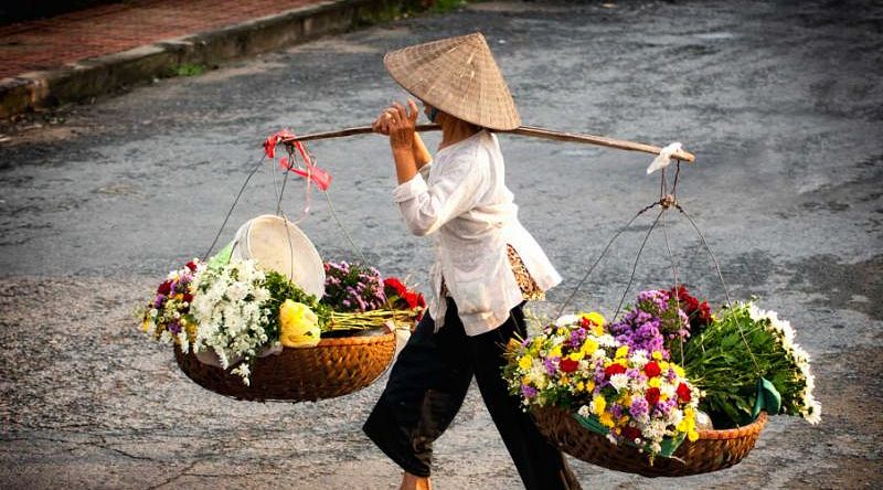 Vietnamese florist vendor Vietnamese florist vendor