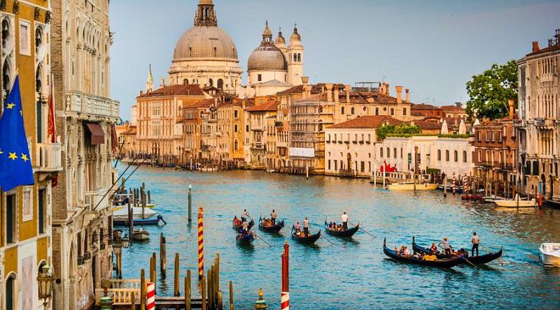 Grand Canal and view of the Basilica di Santa Maria della Salute, Venice, Italy