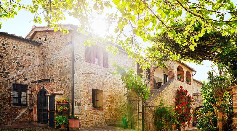 Farmhouse in Italy at sunset Farmhouse in Italy at sunset