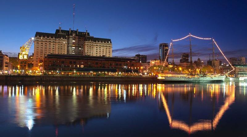 Puerto Madero in Buenos Aires, Argentina Puerto Madero in Buenos Aires, Argentina