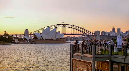 Preshow dining al fresco at Handa Opera on Sydney Harbour, Sydney, NSW