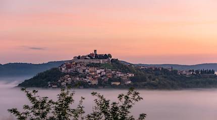 Foggy sunrise in Motuvun, Croatia