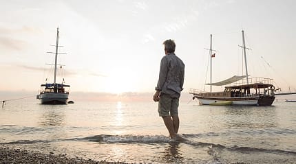 Mediterranean beach at sunset in Antalya, Turkey.