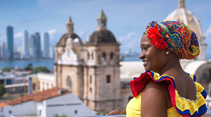 Woman in traditional costume in Cartagena de Indias, Colombia