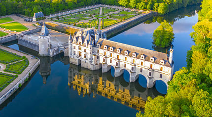 The Château Chenonceaux in Provence, France