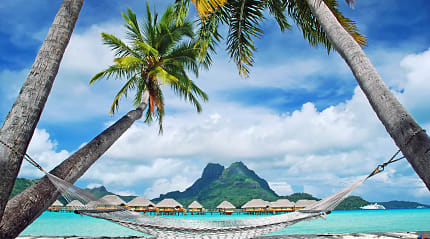 View of the Otemanu mountain 