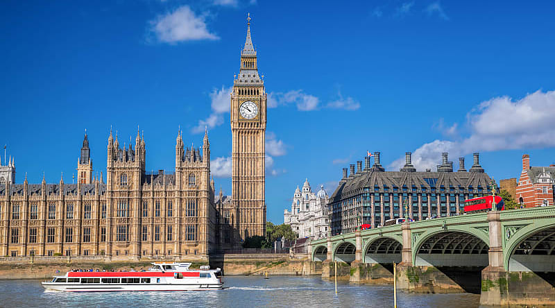 The Big Ben and Houses of Parliament in London, England The Big Ben and Houses of Parliament in London, England